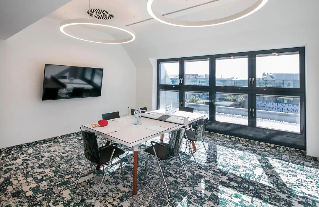 Arcotel Donauzentrum Wien-1