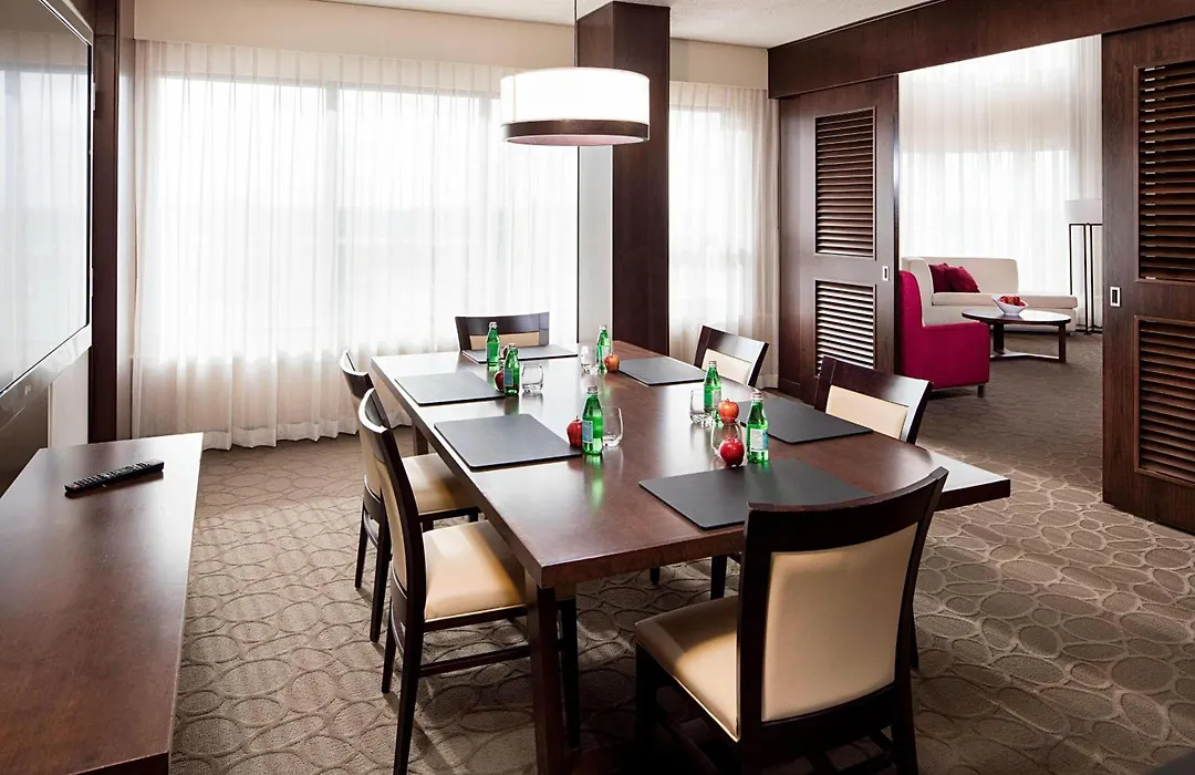 Delta Hotels By Marriott Edmonton South Conference Centre-1