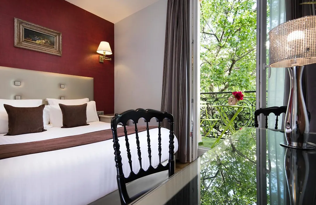 Hotel Plaza Elysees-1