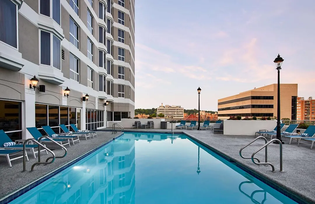 Hilton Kansas City Country Club Plaza-1