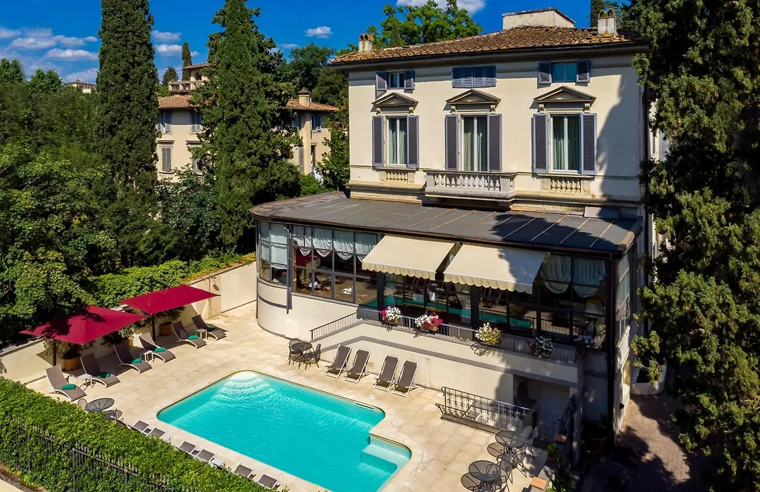 Hotel Villa Carlotta-1