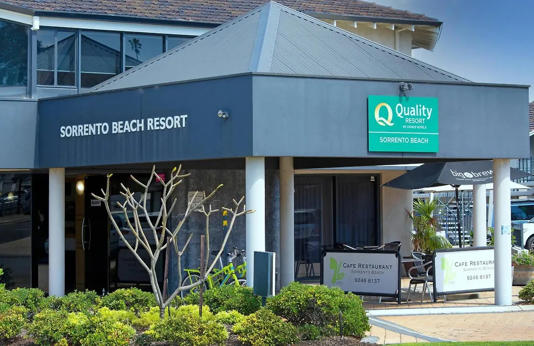 Quality Resort Sorrento Beach-1