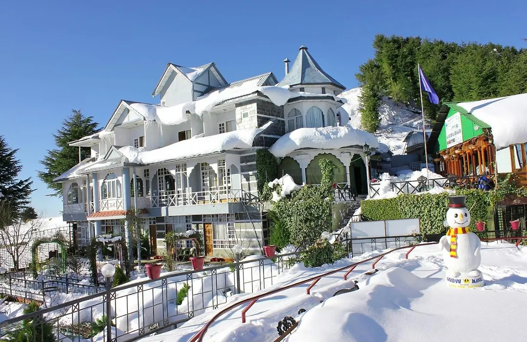 Snow King Retreat: Himalayan Views & Mountain Luxury-1