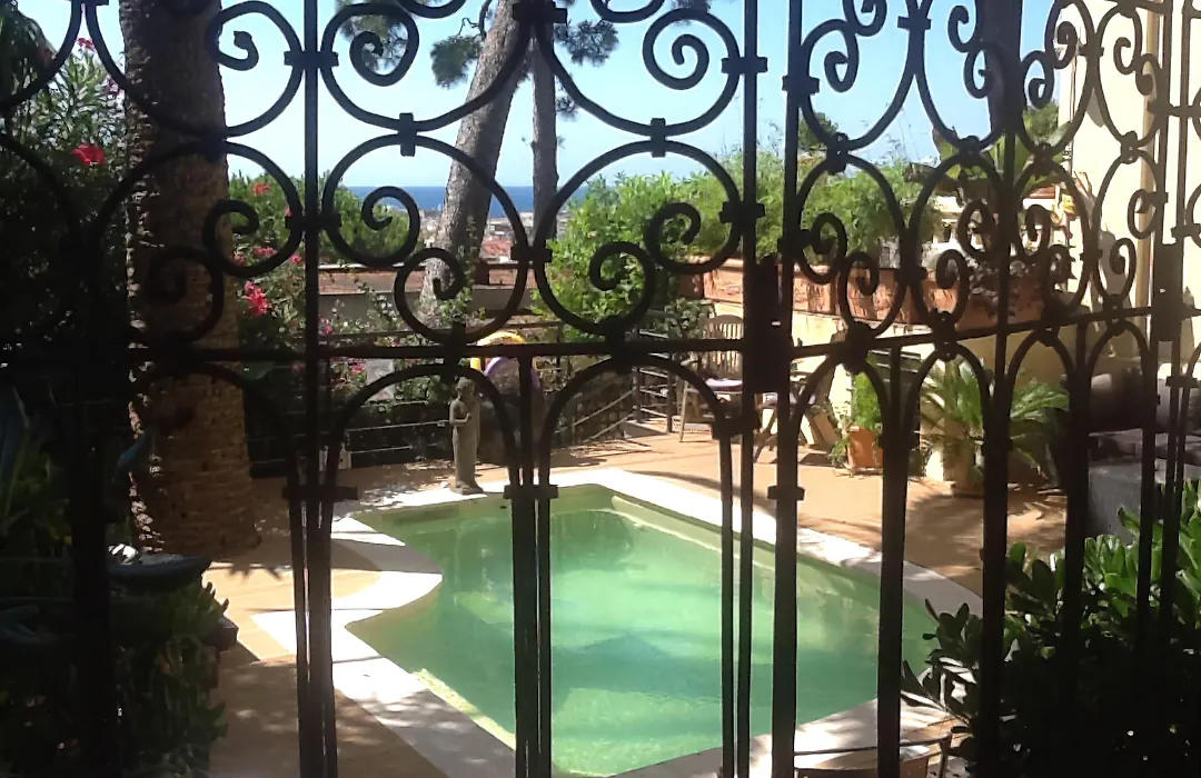 Hotel Petit Palais-1