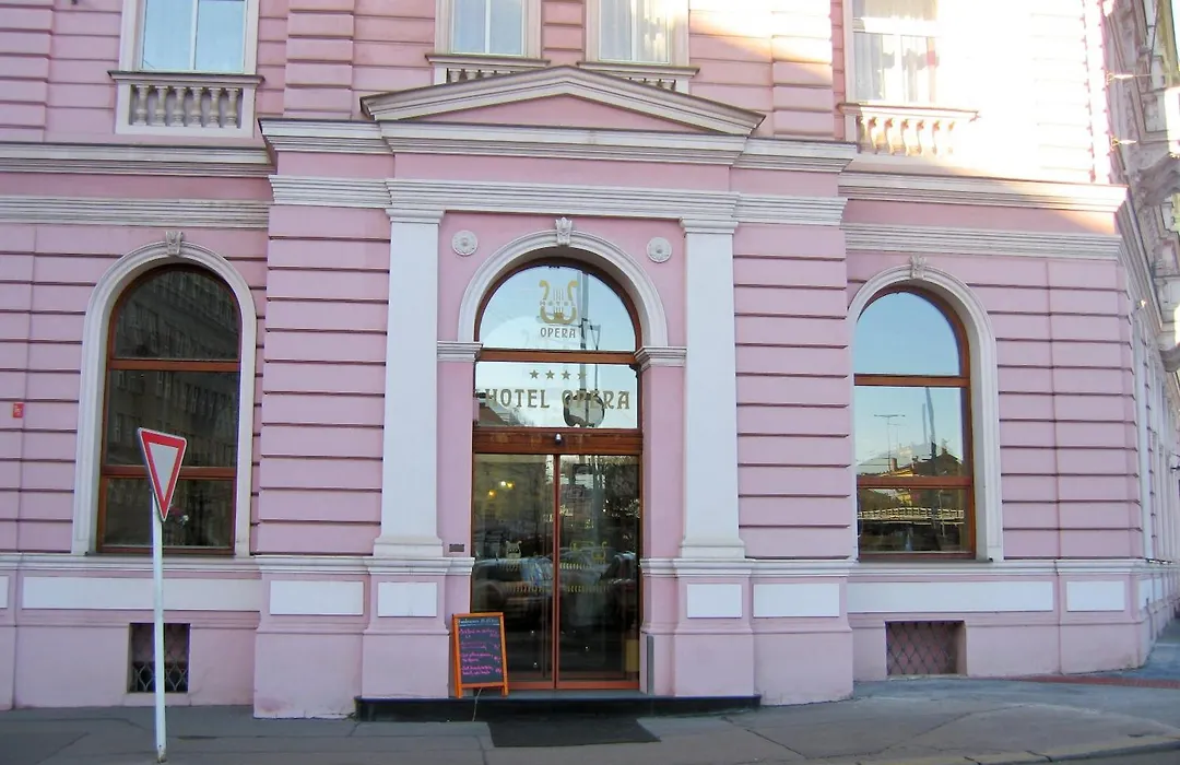 Hotel Opera-1