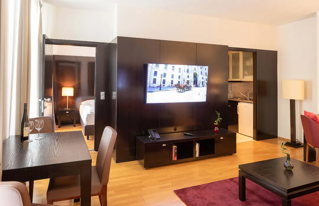 The Levante Rathaus Apartments-1