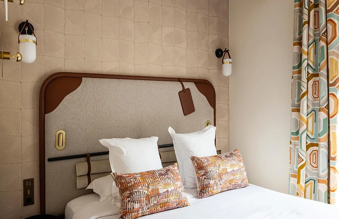 Hotel Hiro Paris-1