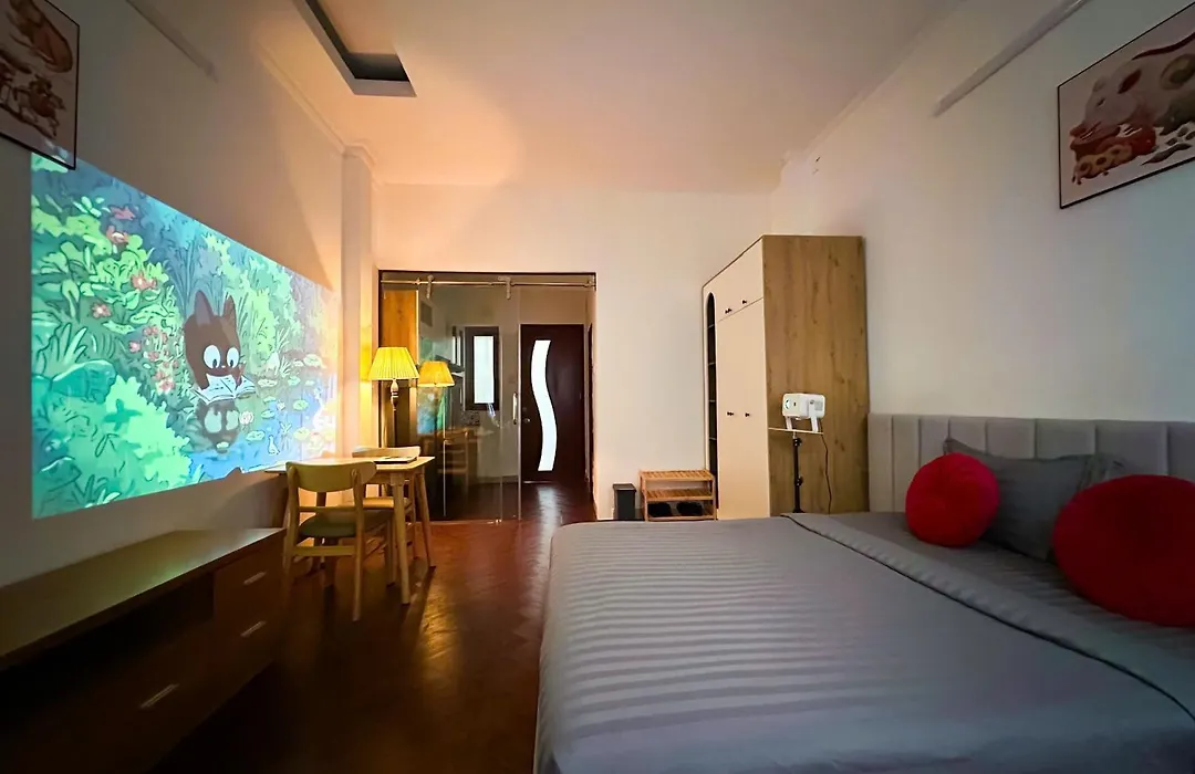 Cozy A Little Hanoi Studio - Steps To Nguyen Hue Walking Street-1