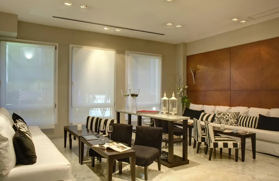 Broadway Hotel & Suites-1