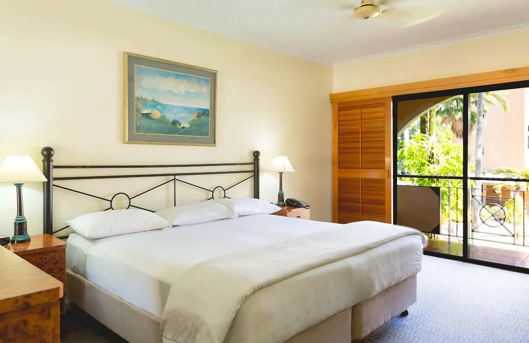 Palm Royale Cairns-1