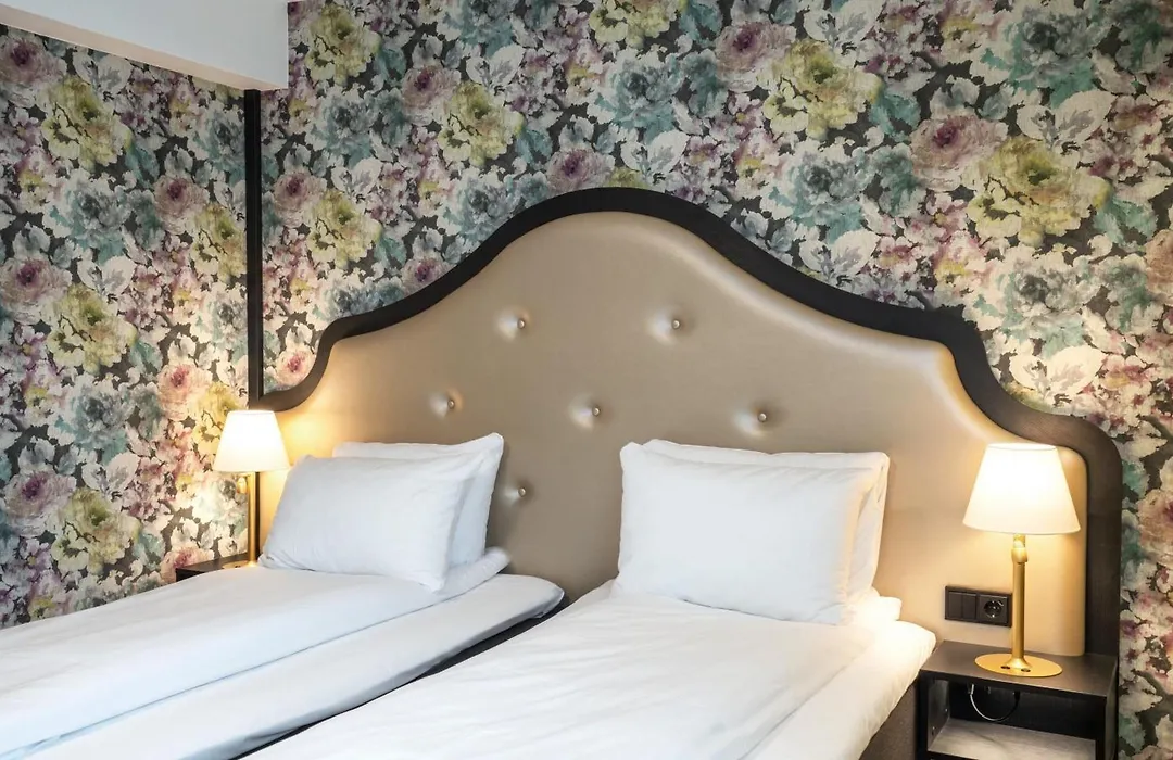 Thon Hotel Cecil-1