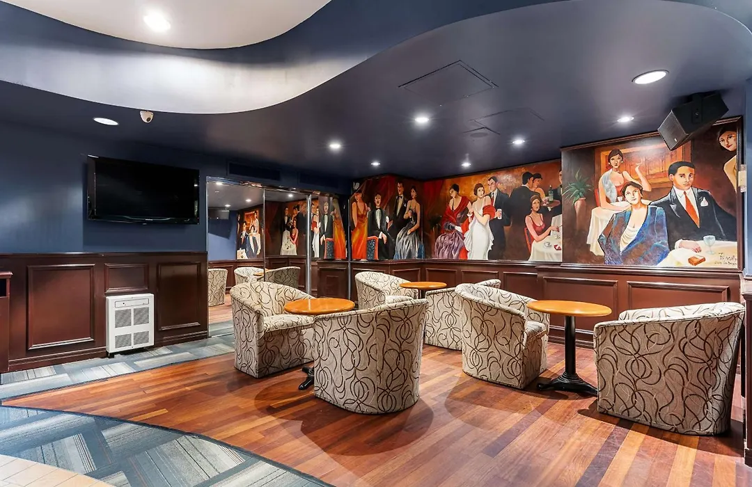 Best Western Ville-Marie Montreal Hotel & Suites-1