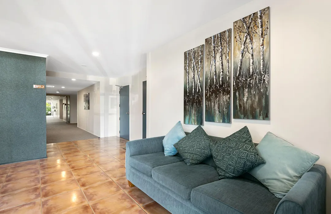 Aristotles North Shore-1