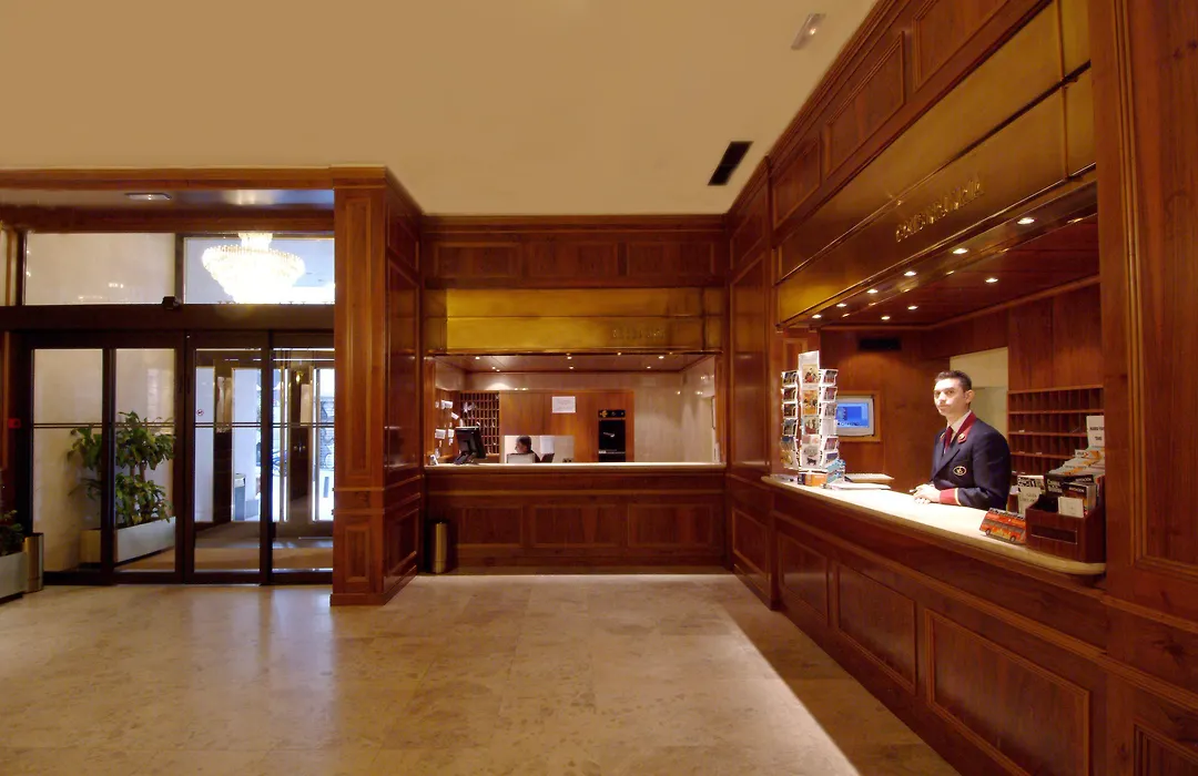 Hotel Liabeny-1