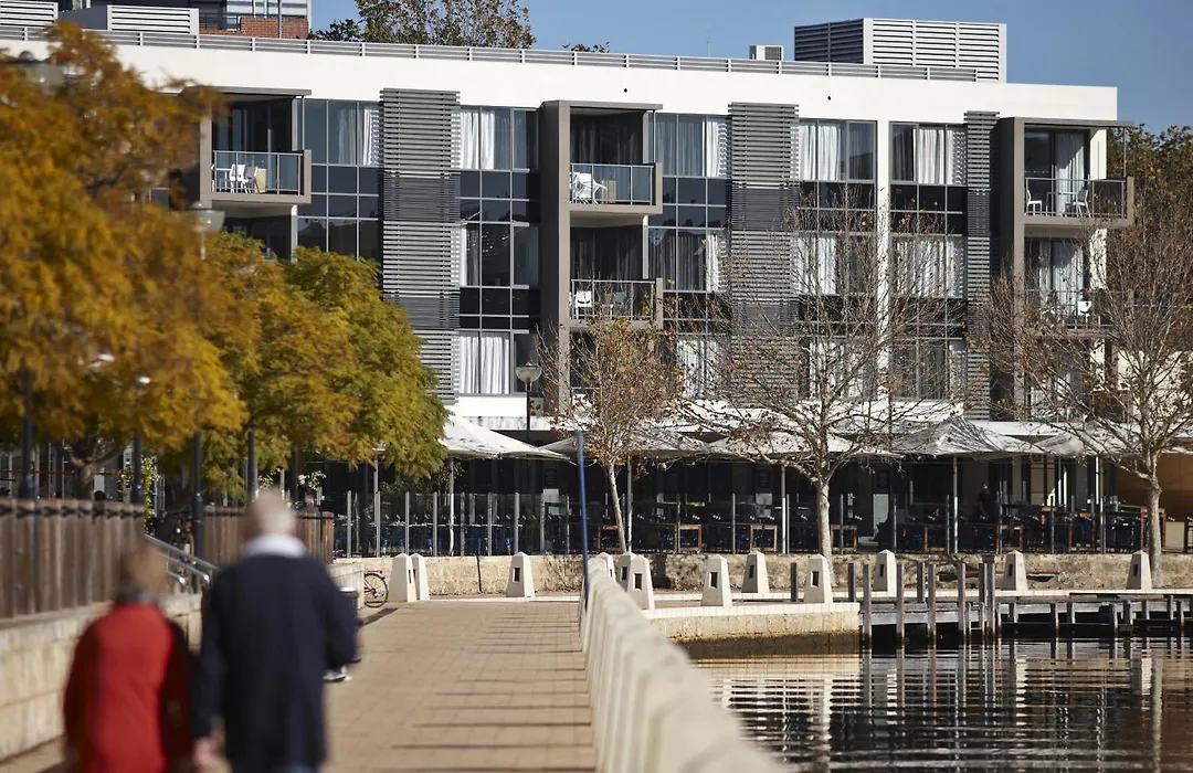 East Perth Suites Hotel-1