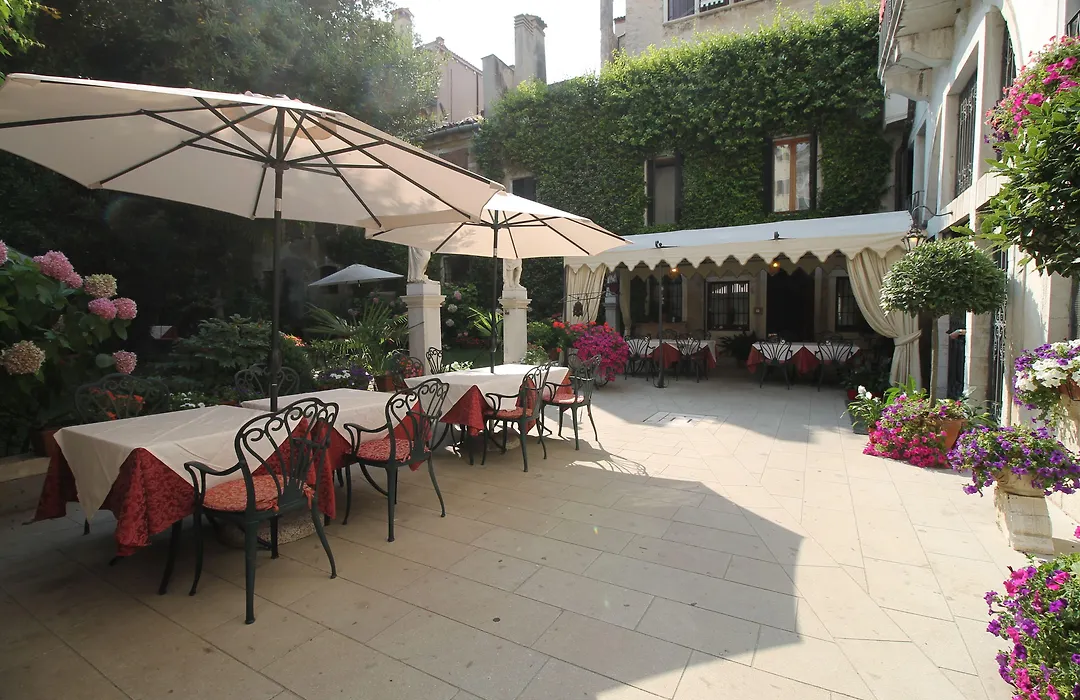 Hotel Palazzo Abadessa-1