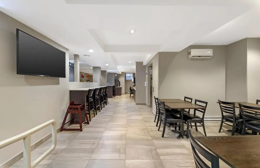 Quality Inn Centre-Ville-1