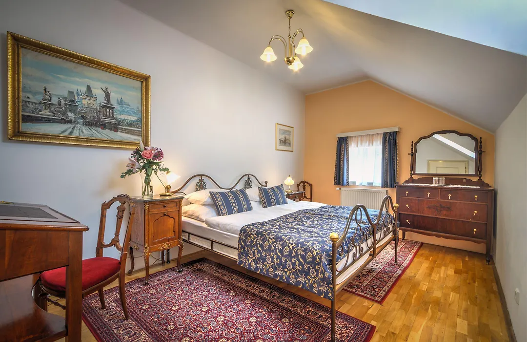 Red Lion Hotel-1