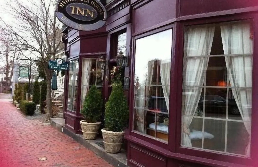 Hydrangea House Inn-1