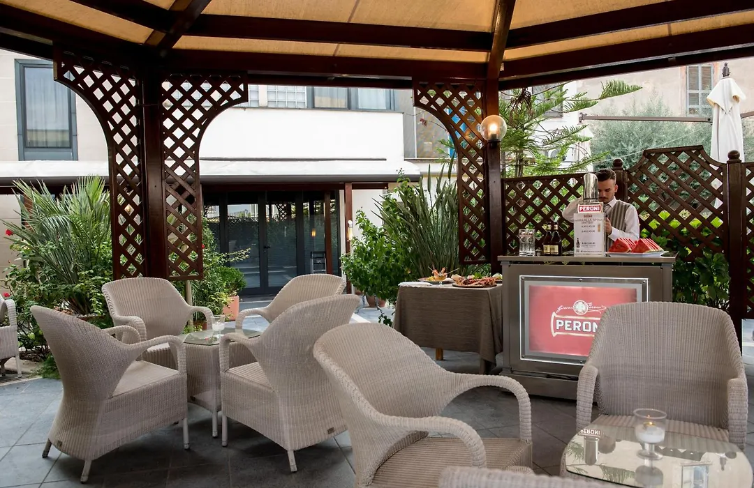 Magri'S Hotel-1