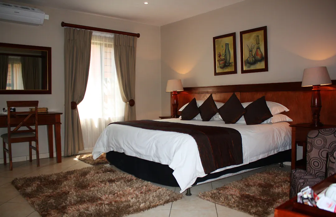Eagles Nest Lodge-1