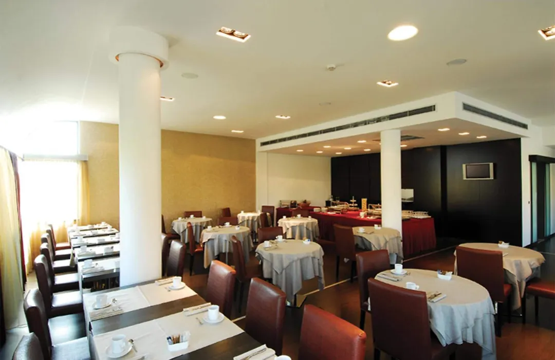 Cosmopolitan Hotel-1