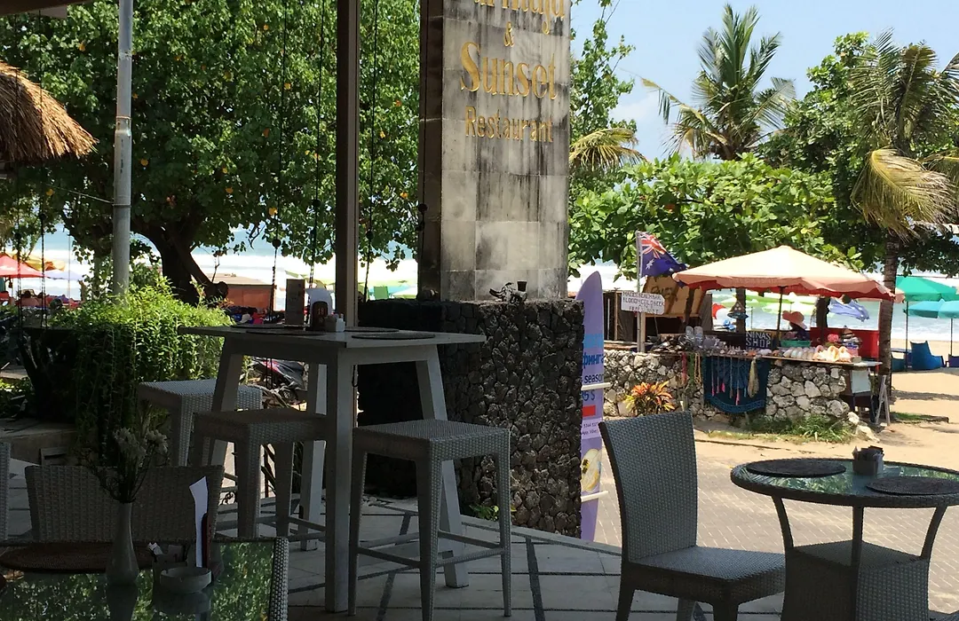 Puri Raja Hotel-1