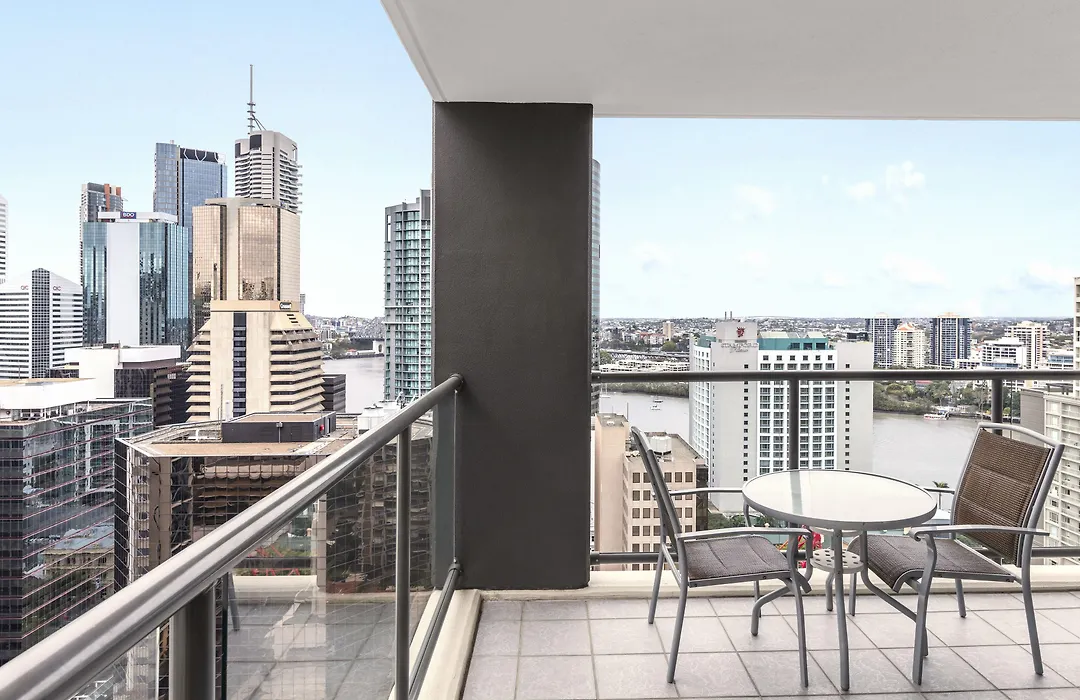 Oaks Brisbane On Margaret Suites-1