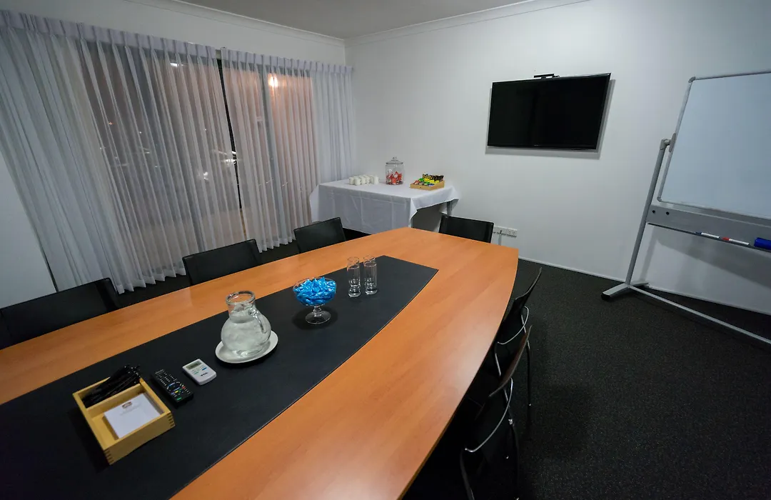 Perth Ascot Central Apartment Hotel Official-1