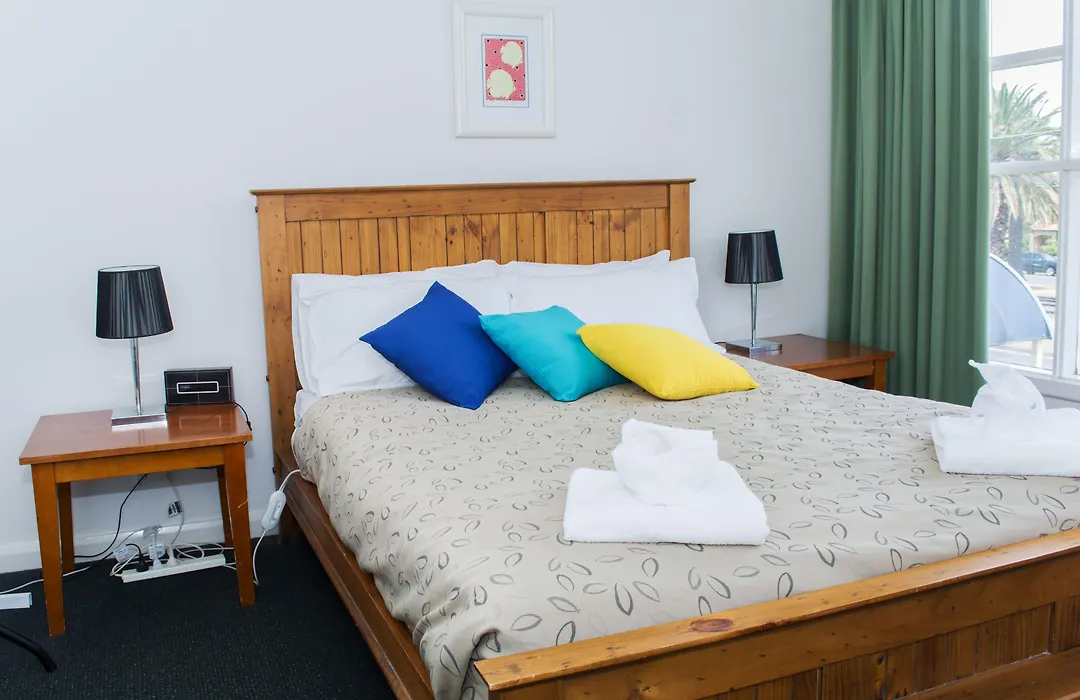 Alexander Motor Inn-1