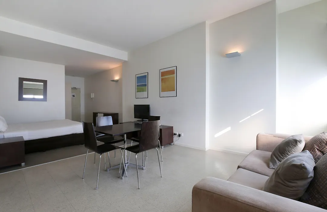 Plum Serviced Apartments North Melbourne-1