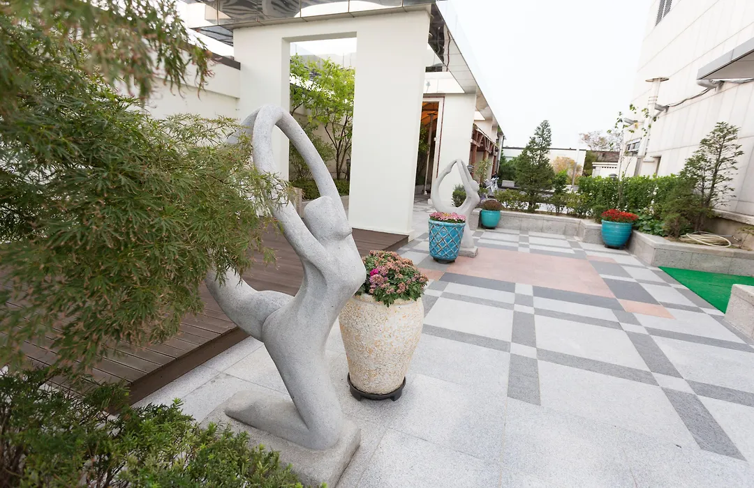 Yeoksam Artnouveau Hotel-1