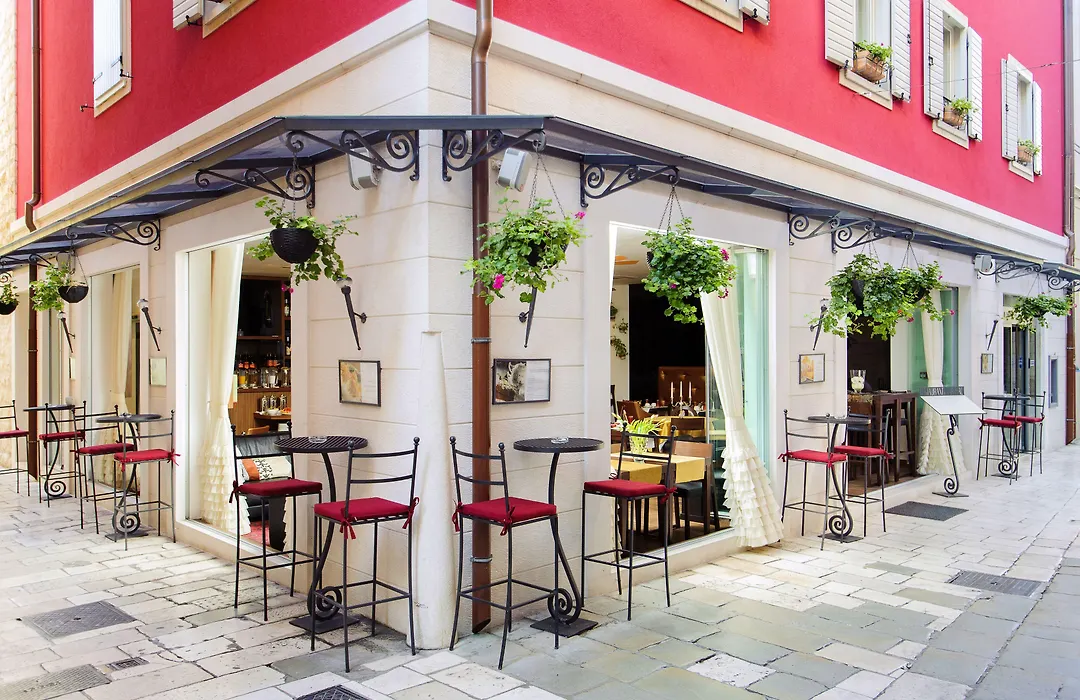 Marmont Heritage Hotel (Adults Only)-1