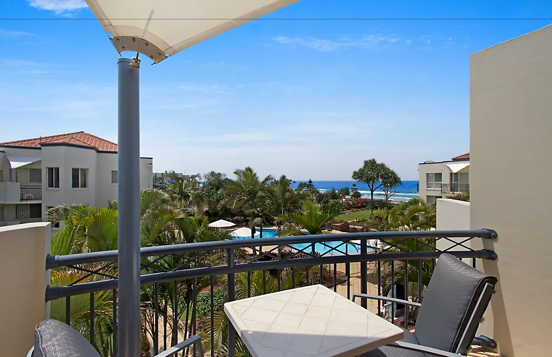Golden Riviera Absolute Beachfront Resort-1