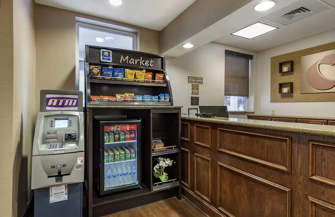 Comfort Inn & Suites Virginia Beach - Norfolk Airport-1