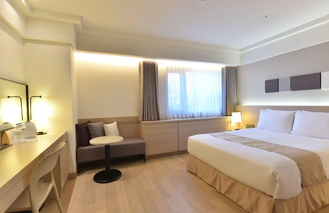 Pacific Hotel-1