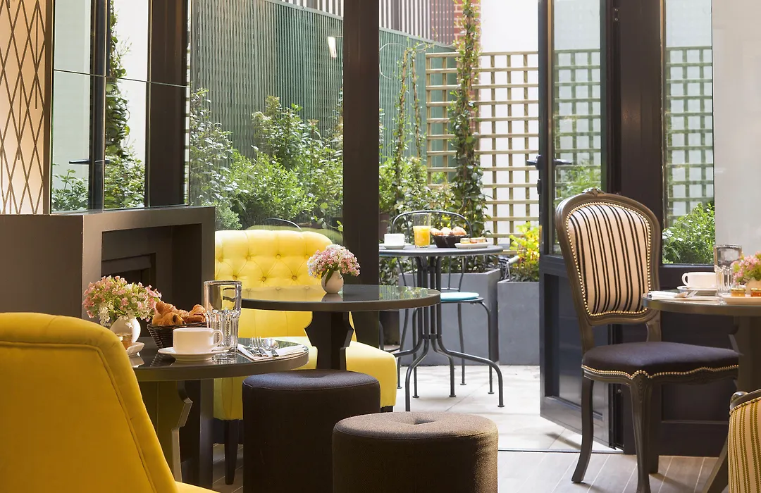 Les Plumes Hotel-1