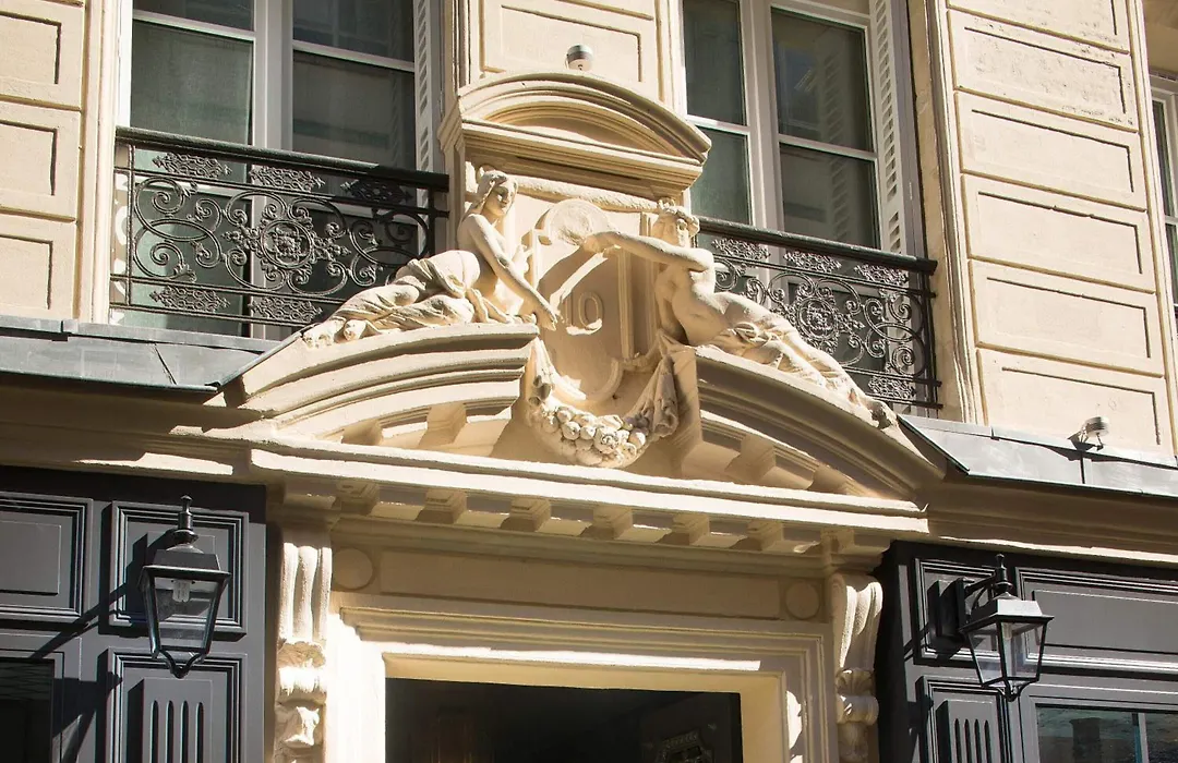 Les Plumes Hotel-1