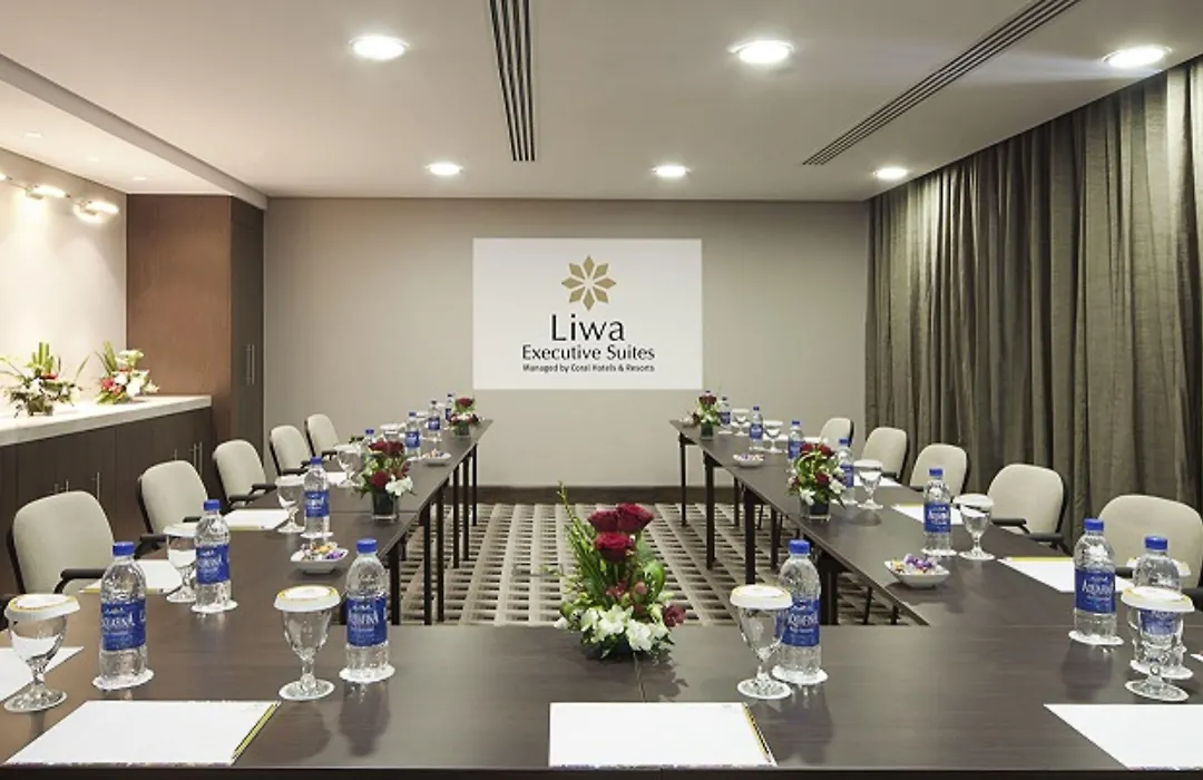 Oaks Liwa Executive Suites-1