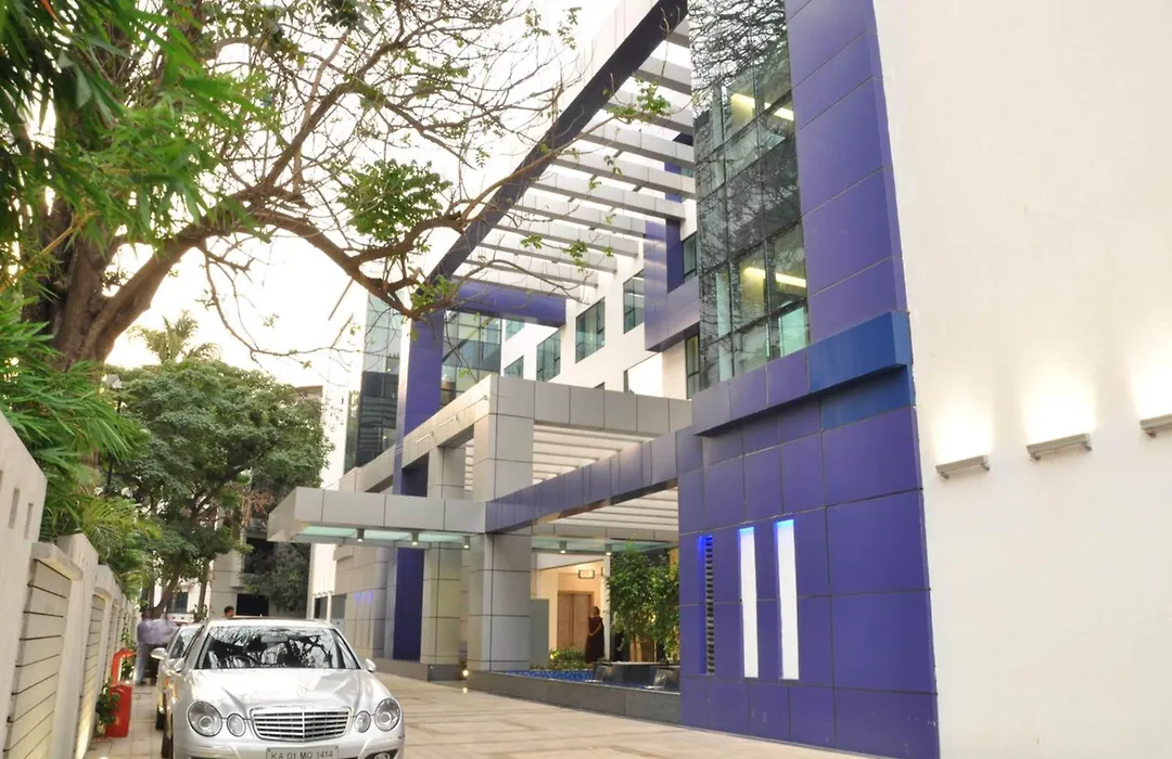 Adarsh Hamilton-1