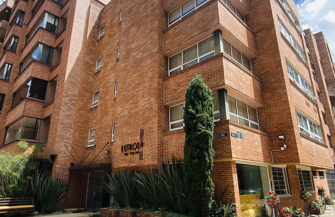 Hotel Retiro 84-1