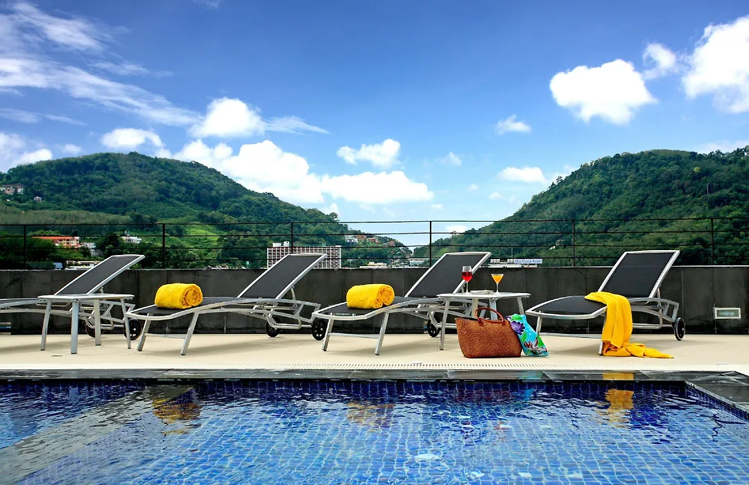 Ashlee Hub Hotel Patong-1