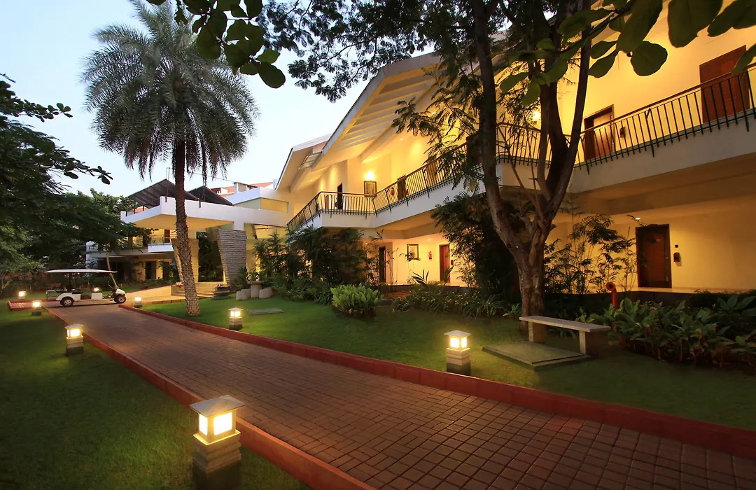 Silent Shores Resort & Spa-1
