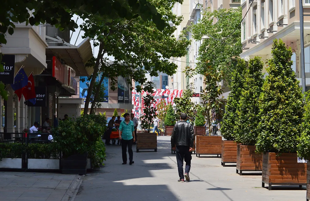 Four Points Flex By Sheraton Istanbul Taksim Square-1