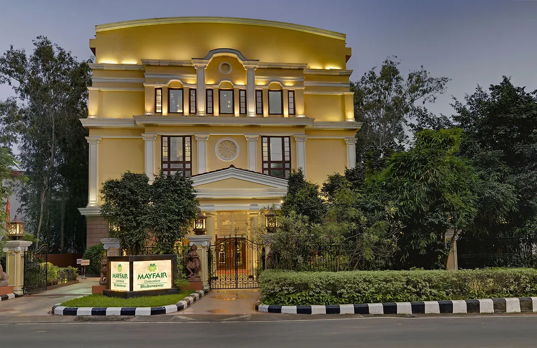 Mayfair Convention-1