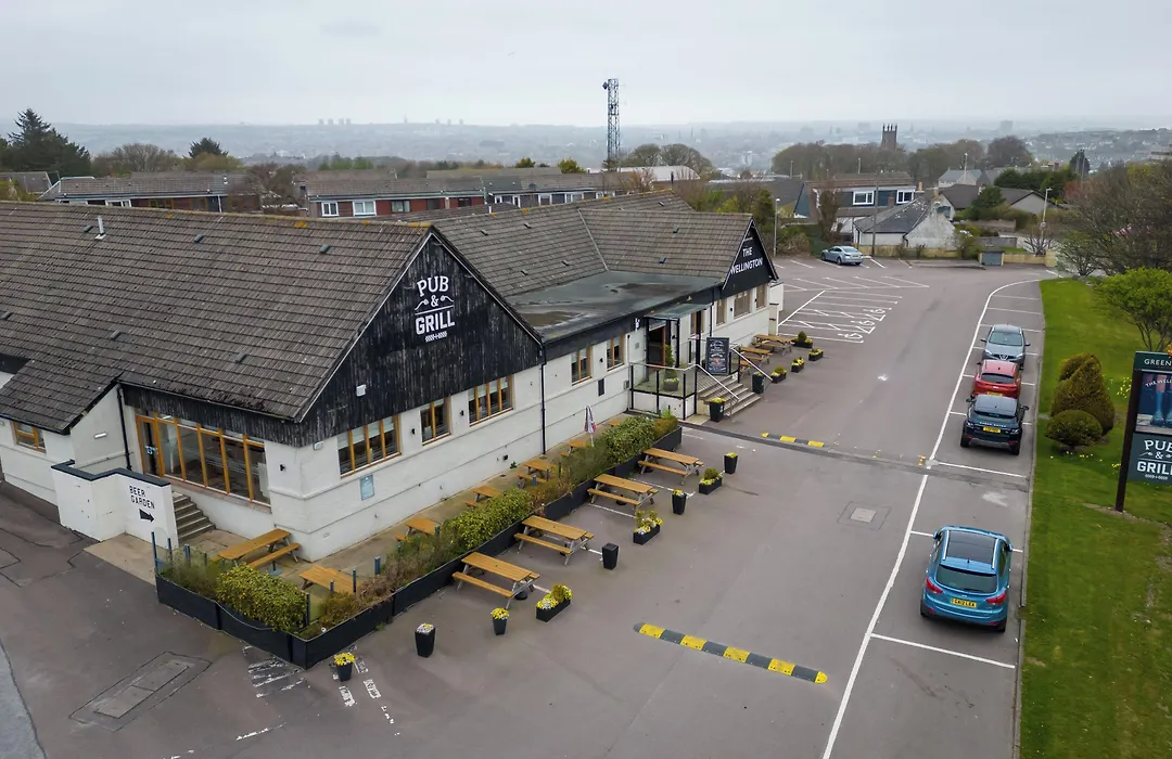 Wellington Hotel By Greene King Inns-1