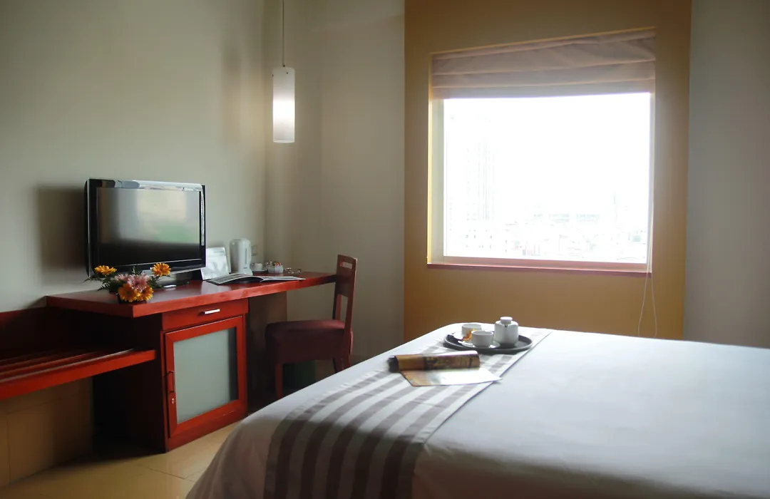 Sparks Life Jakarta, Artotel Curated-1