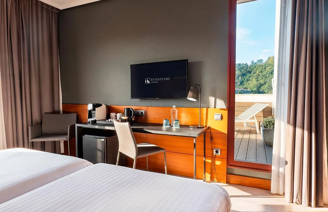 Eurostars Amara-1
