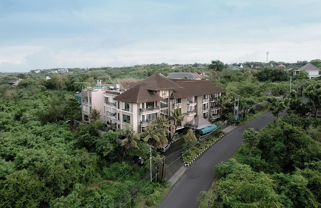 Amaroossa Suite Bali-1