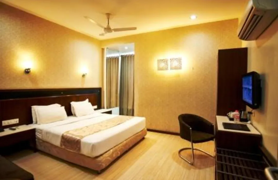 Hotel Sai Mahal-1